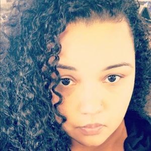 Meet your Posher, Glenna